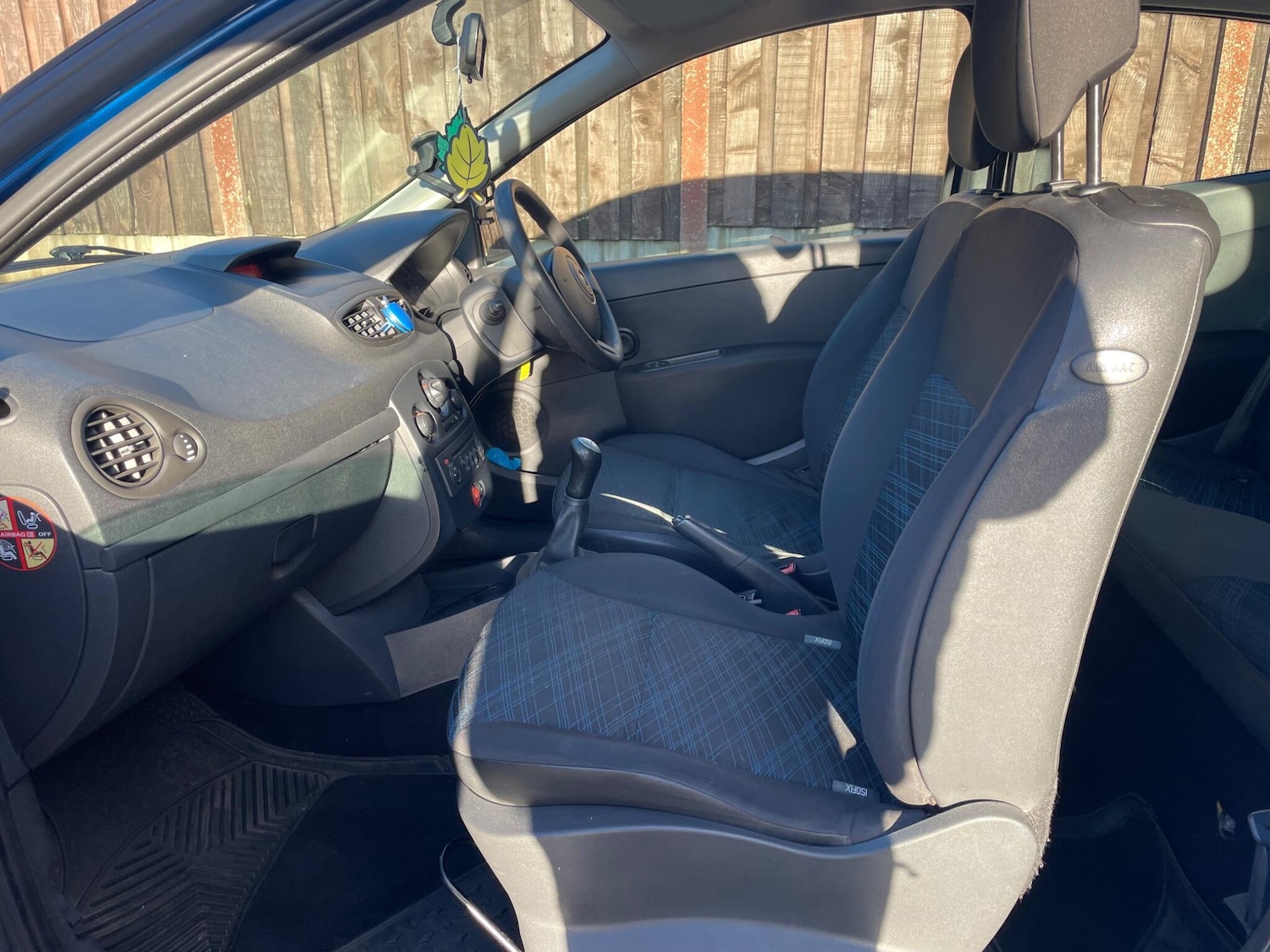 Used Renault Clio 2007 for sale - 77057424: Photo 21