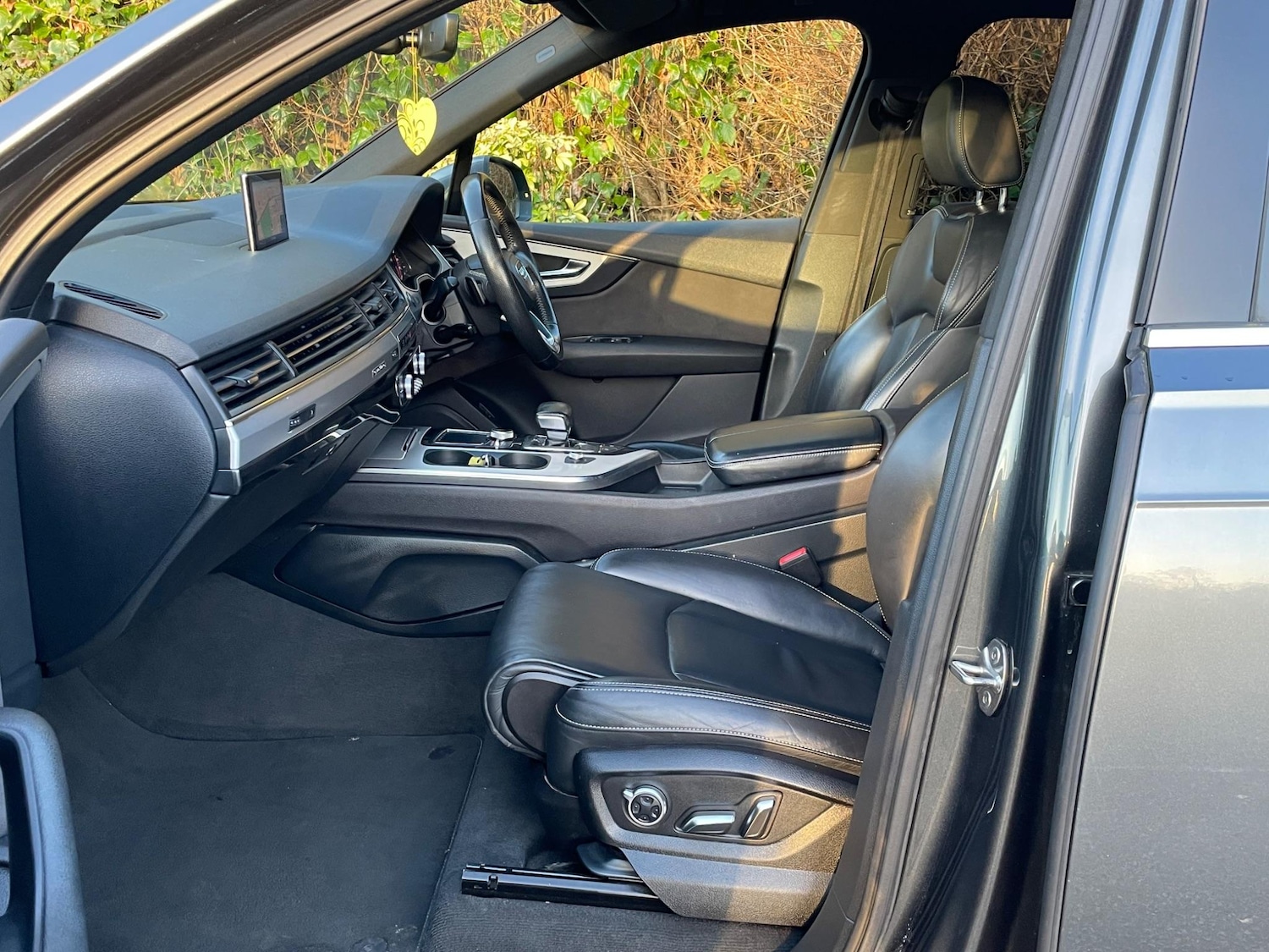 Used Audi Q7 2016 for sale - 76499641: Photo 17