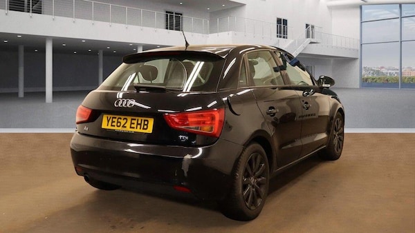 Used Audi A1 2012 for sale - 75552568: Photo 4