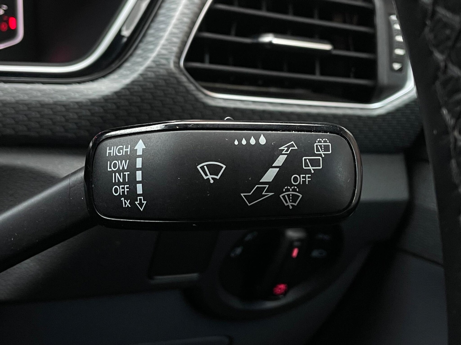 Used Volkswagen T-Cross 2020 for sale - 76619740: Photo 34