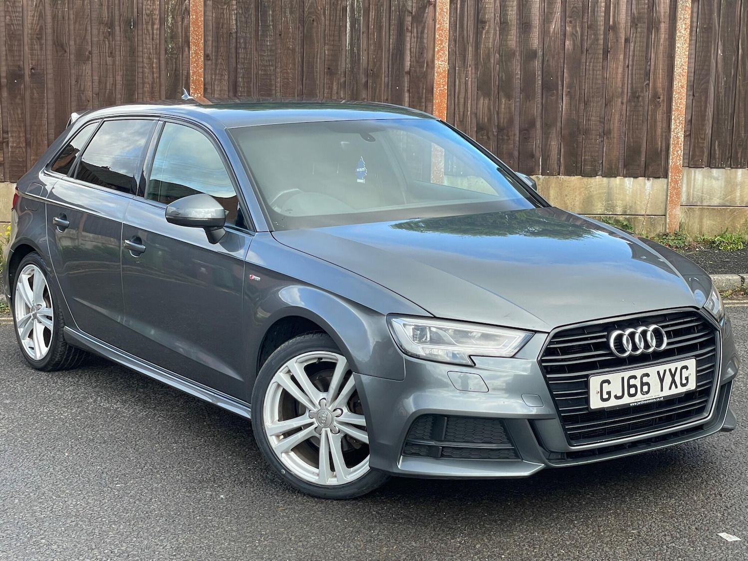 Used Audi A3 2016 for sale - 76188634: Photo 1