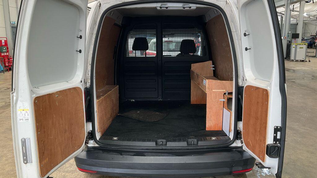Used Volkswagen Caddy 2016 for sale - 76360725: Photo 9