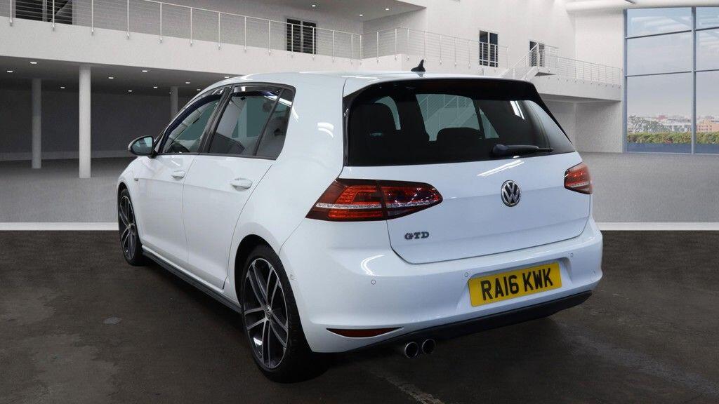 Used Volkswagen Golf 2016 for sale - 77306102: Photo 2