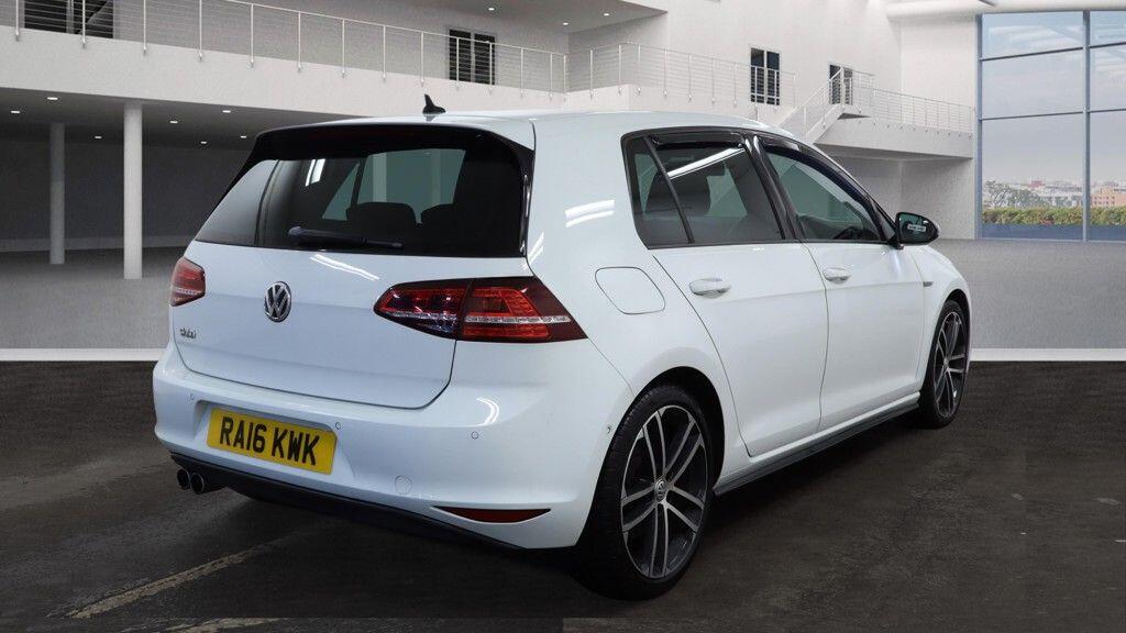 Used Volkswagen Golf 2016 for sale - 77306102: Photo 4