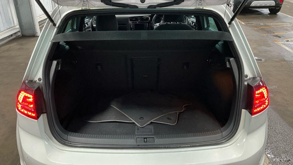 Used Volkswagen Golf 2016 for sale - 77306102: Photo 9