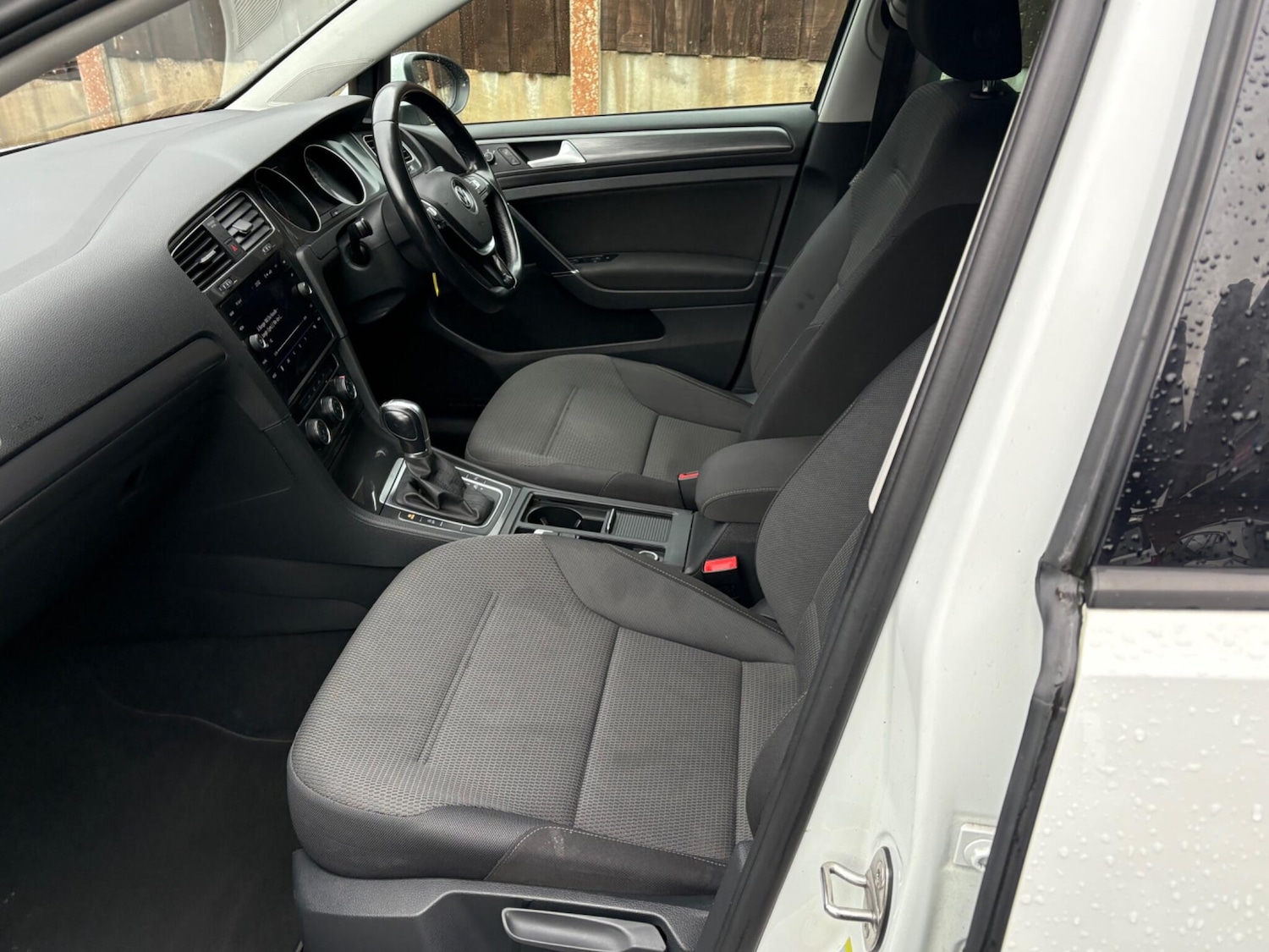 Used Volkswagen Golf 2019 for sale - 77238620: Photo 26