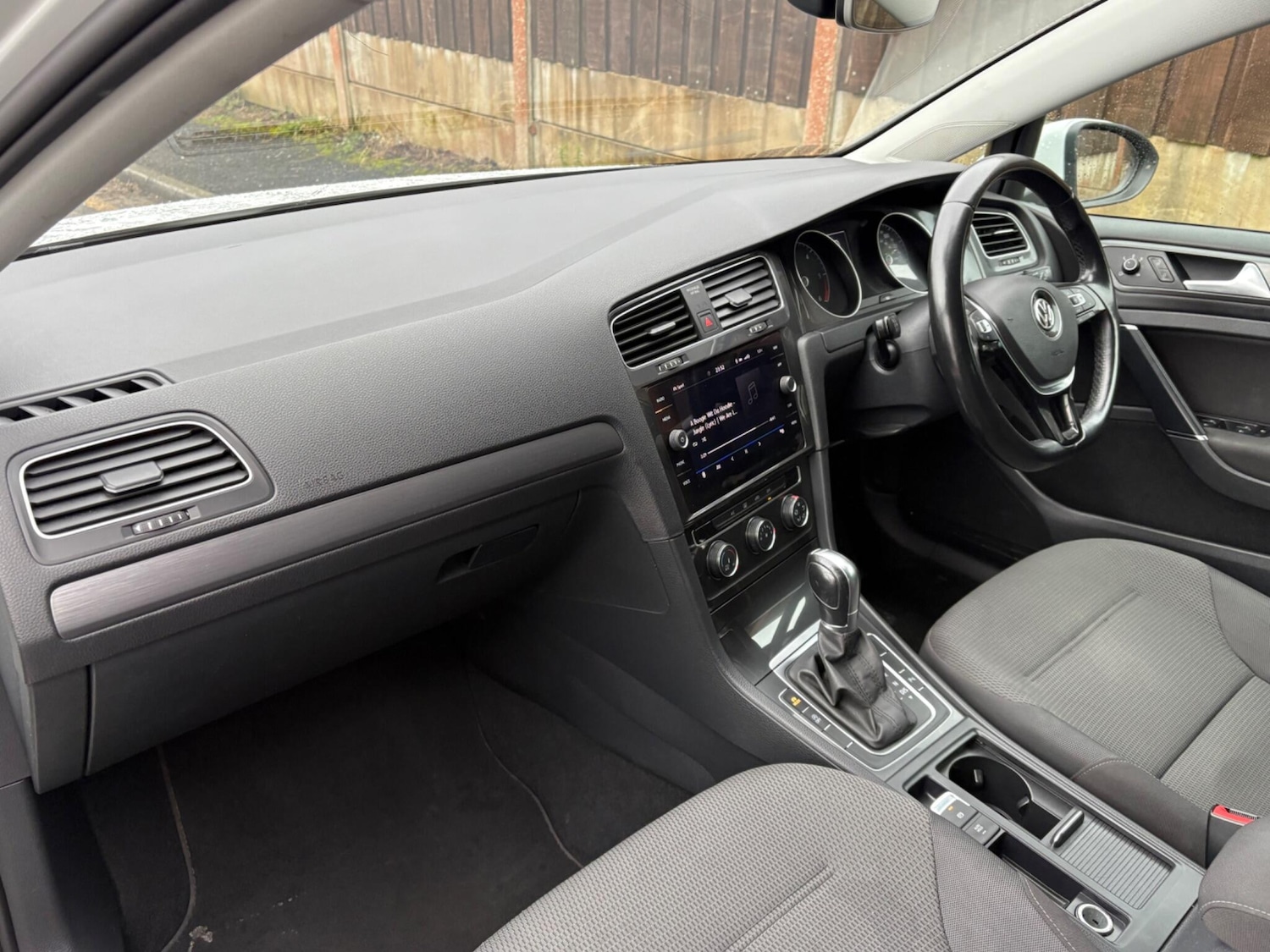 Used Volkswagen Golf 2019 for sale - 77238620: Photo 27