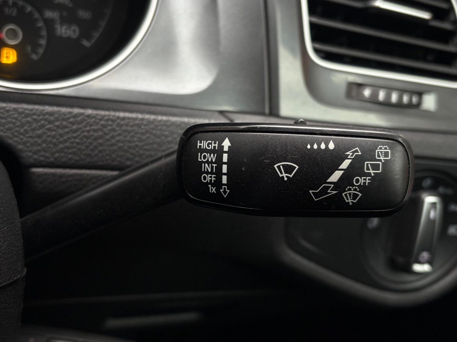 Used Volkswagen Golf 2019 for sale - 77238620: Photo 38