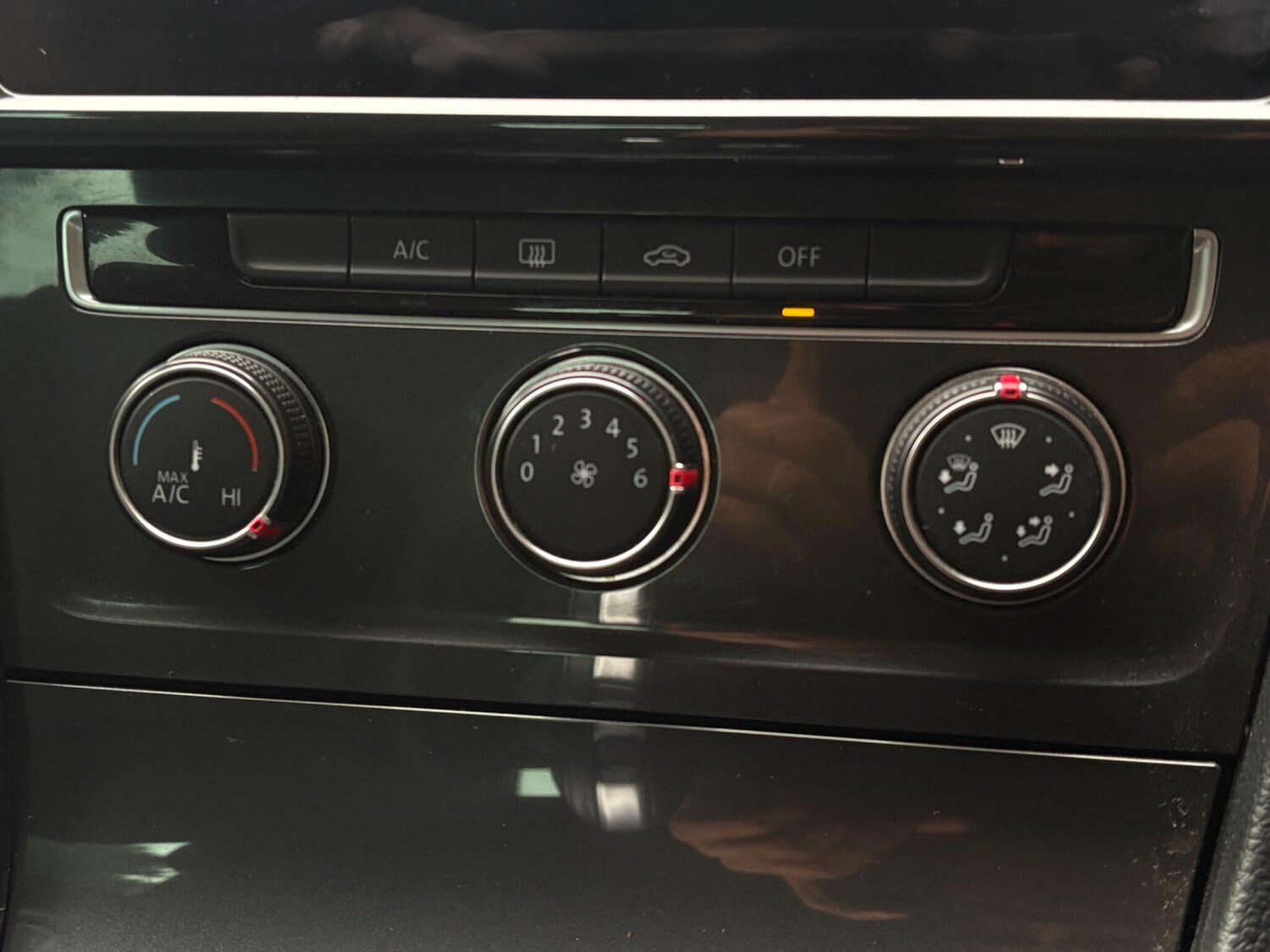 Used Volkswagen Golf 2019 for sale - 77238620: Photo 45