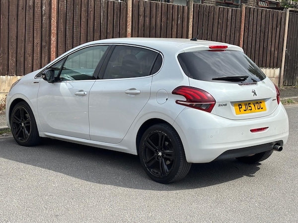 Used Peugeot 208 2015 for sale - 74485599: Photo 11