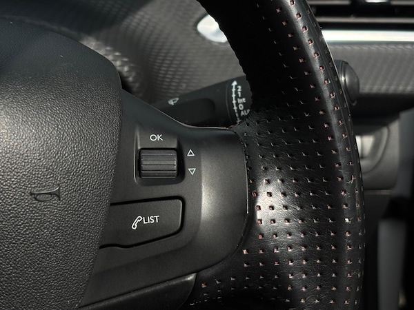 Used Peugeot 208 2015 for sale - 74485599: Photo 31