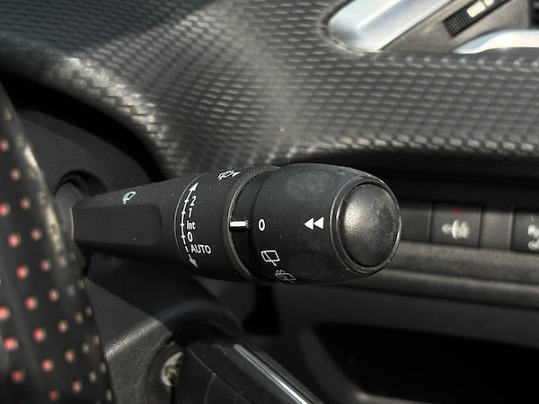 Used Peugeot 208 2015 for sale - 74485599: Photo 34
