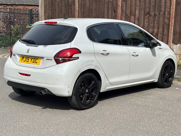 Used Peugeot 208 2015 for sale - 74485599: Photo 9