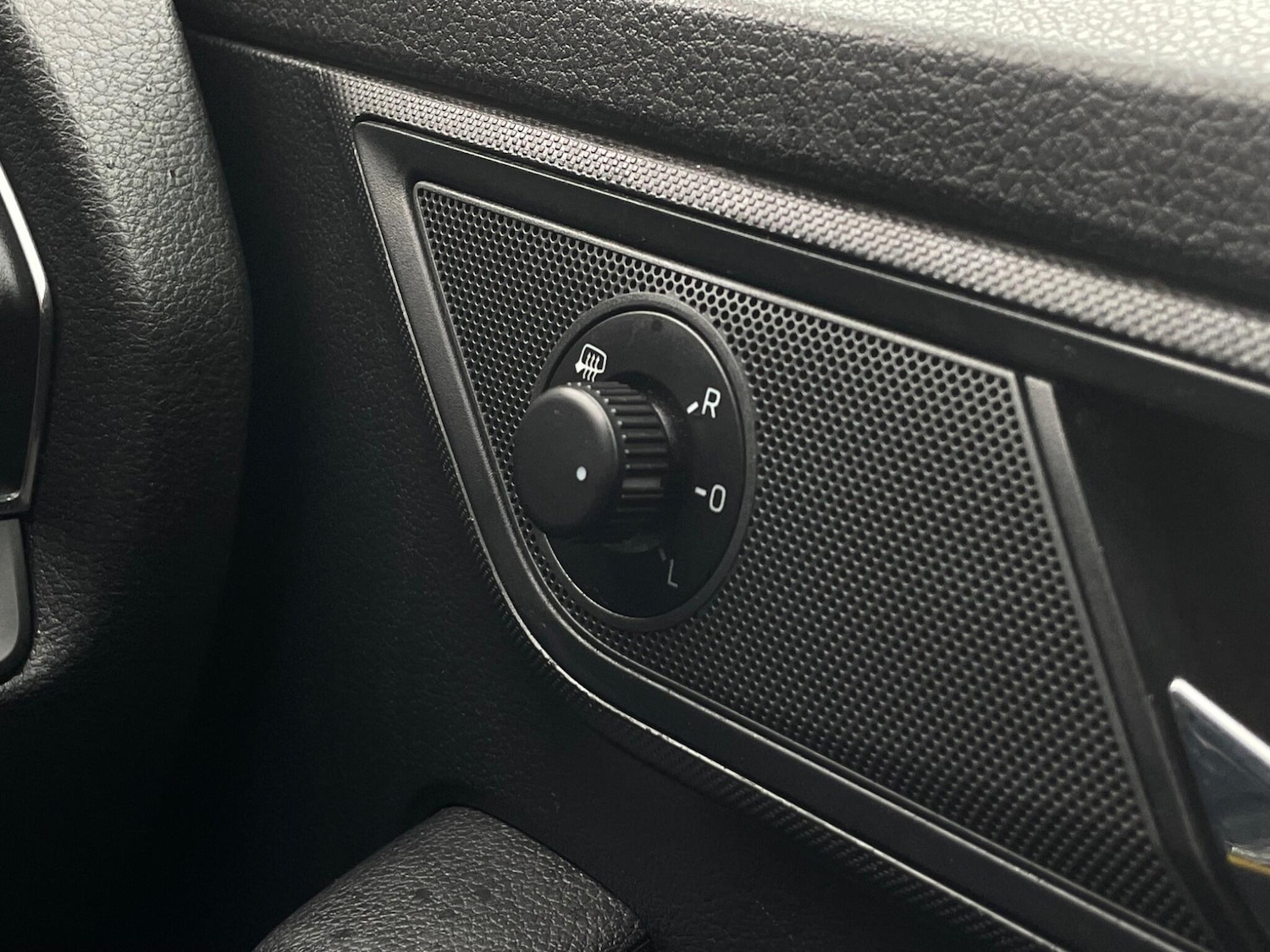 Used Skoda Fabia 2019 for sale - 76988978: Photo 46