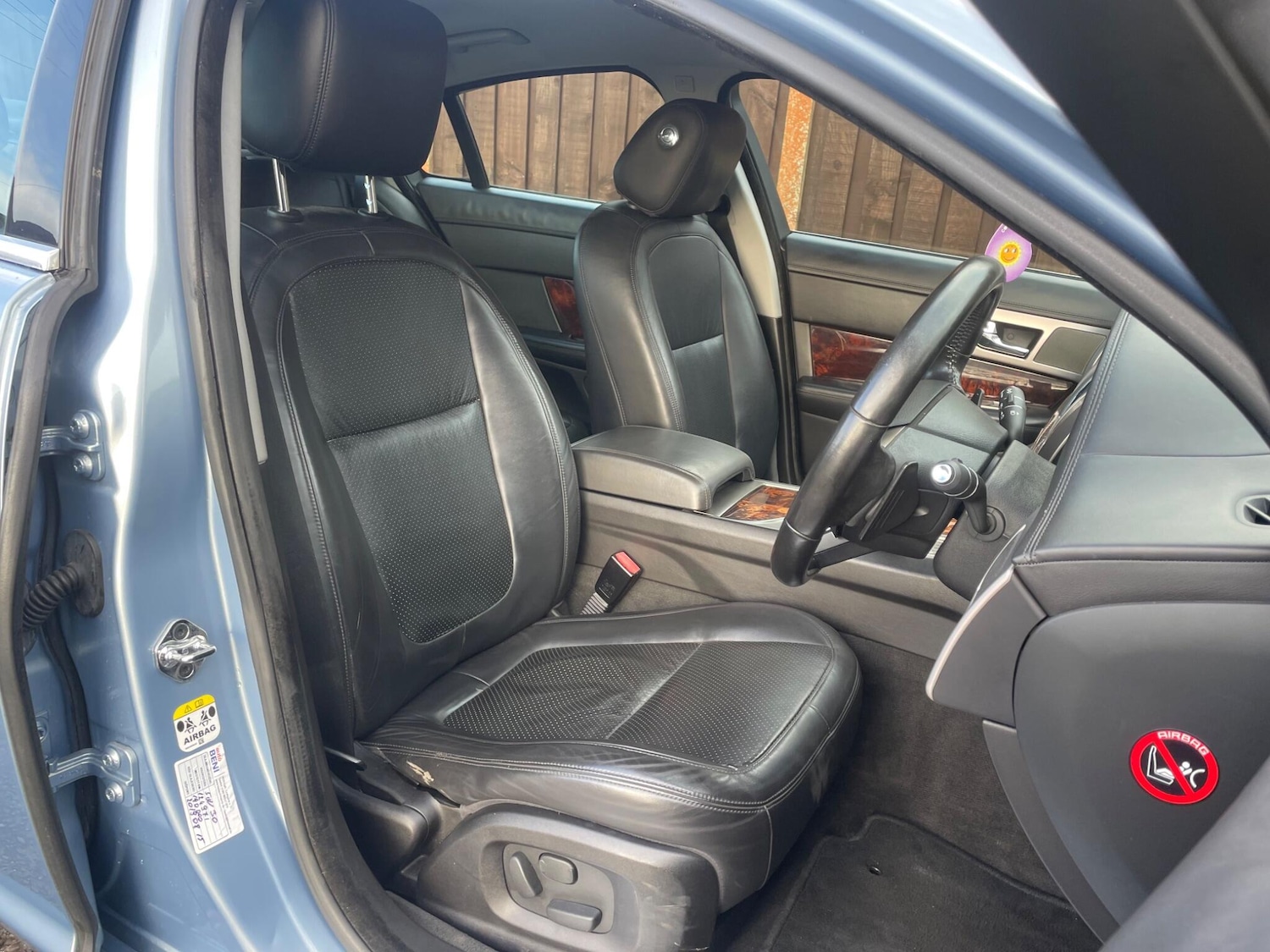 Used Jaguar XF 2010 for sale - 73202669: Photo 23