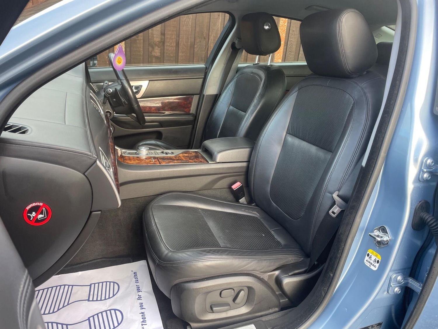 Used Jaguar XF 2010 for sale - 73202669: Photo 25