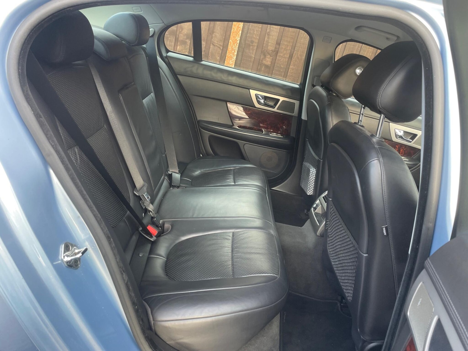 Used Jaguar XF 2010 for sale - 73202669: Photo 29