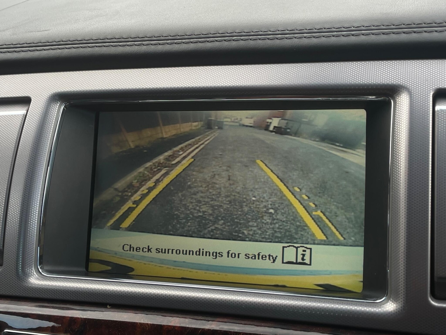 Used Jaguar XF 2010 for sale - 73202669: Photo 38