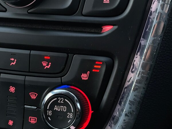 Used Vauxhall Mokka 2014 for sale - 72769699: Photo 44
