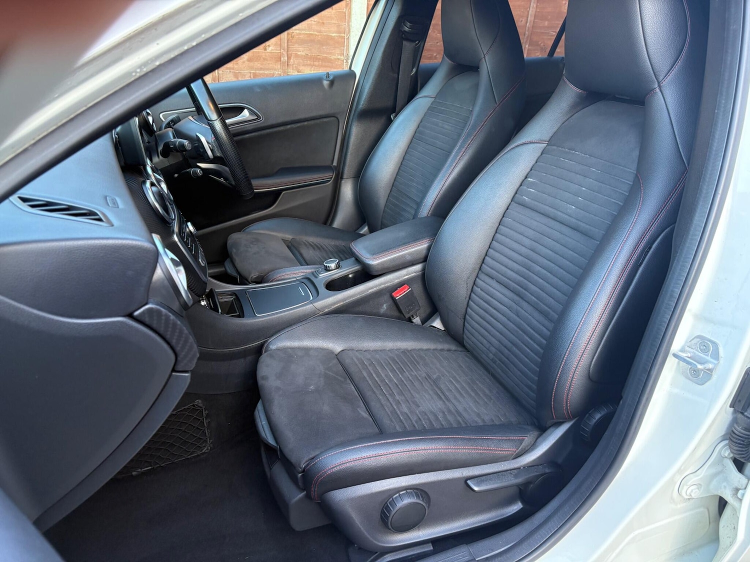 Used Mercedes-Benz A-Class 2016 for sale - 77237670: Photo 27