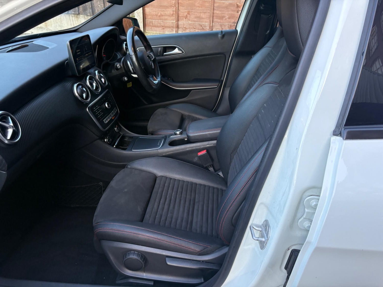 Used Mercedes-Benz A-Class 2016 for sale - 77237670: Photo 29