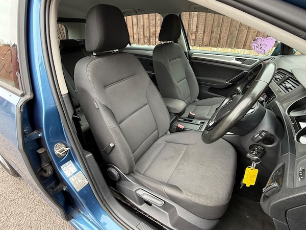 Used Volkswagen Golf 2014 for sale - 75990376: Photo 21