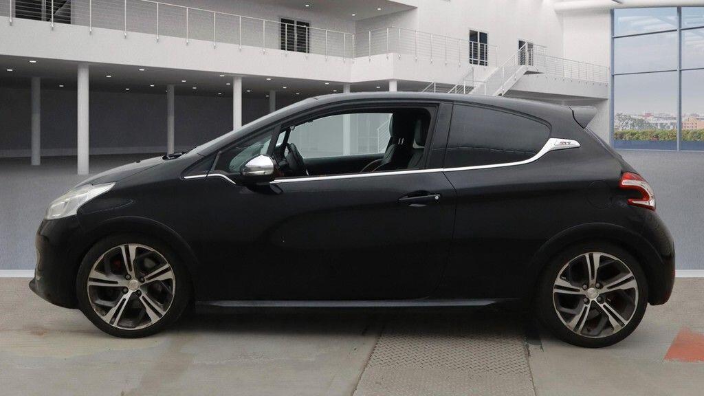 Used Peugeot 208 2014 for sale - 76620018: Photo 5