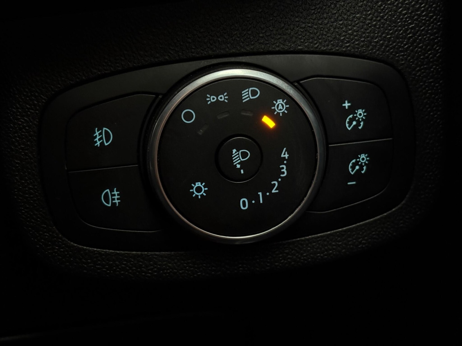 Used Ford Fiesta 2019 for sale - 77254701: Photo 61