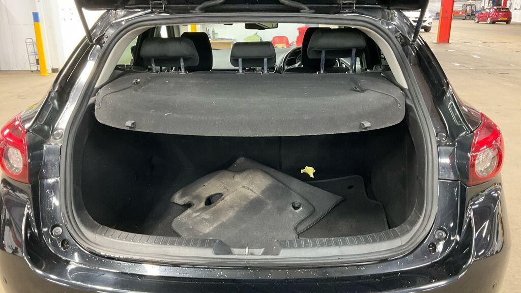 Used Mazda Mazda3 2016 for sale - 76633978: Photo 10