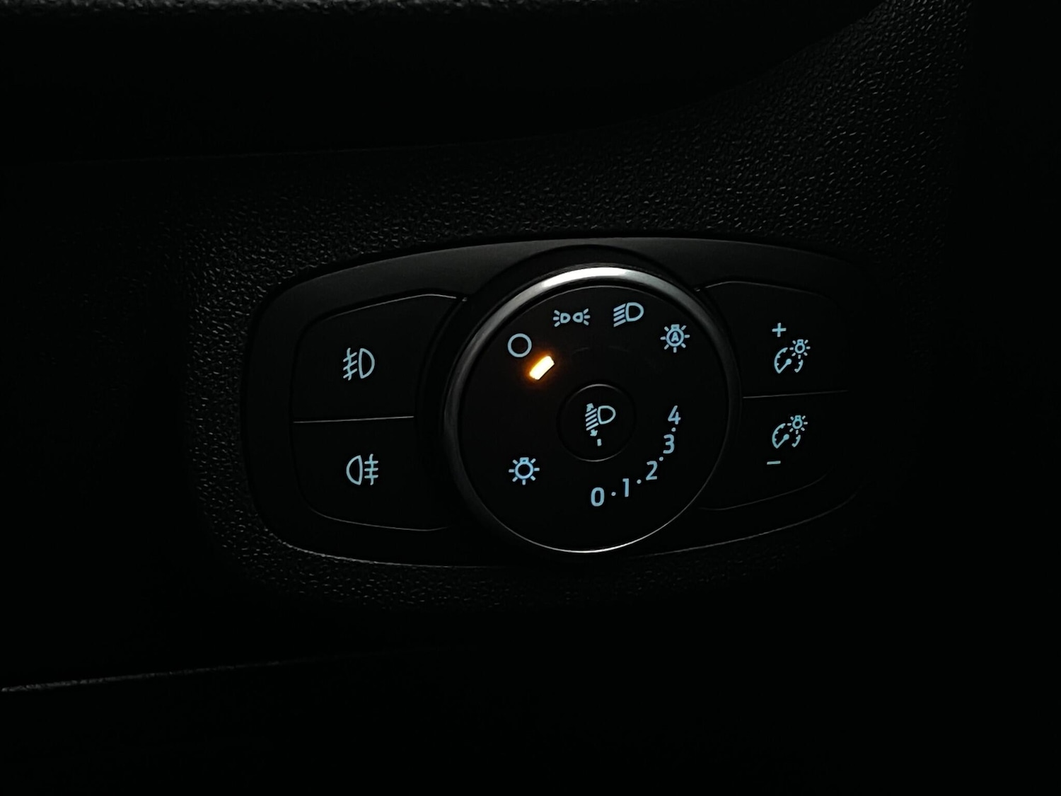 Used Ford Fiesta 2019 for sale - 76612788: Photo 47