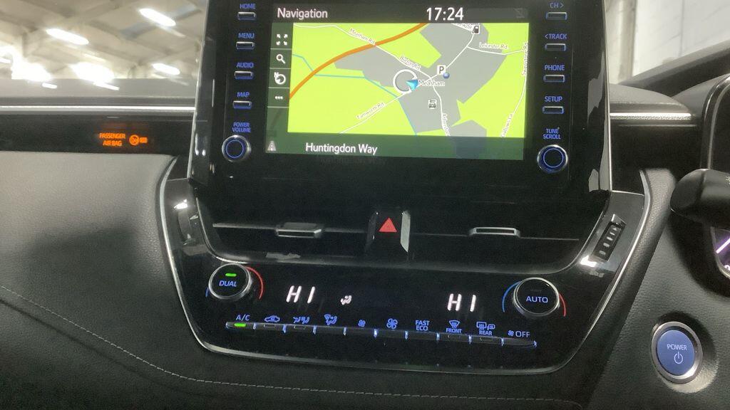 Used Toyota Corolla 2021 for sale - 77625835: Photo 9