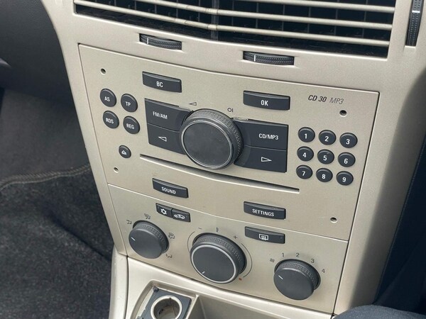Used Vauxhall Astra 2006 for sale - 71704759: Photo 20