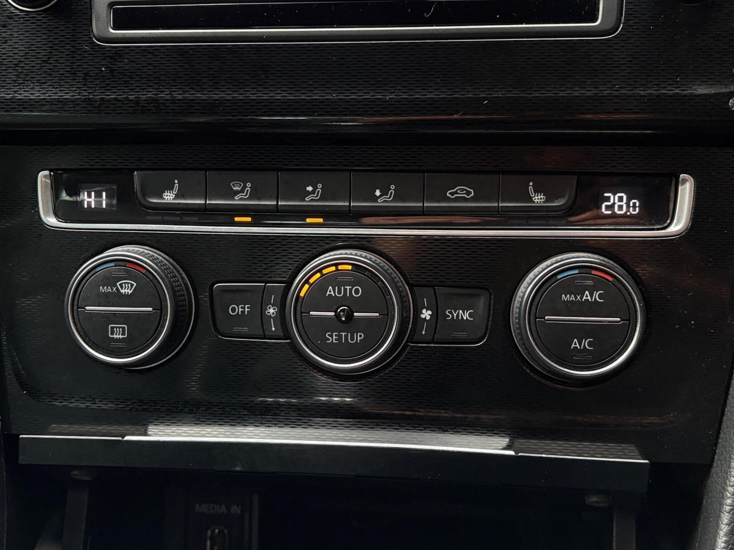 Used Volkswagen Golf 2013 for sale - 77455810: Photo 59