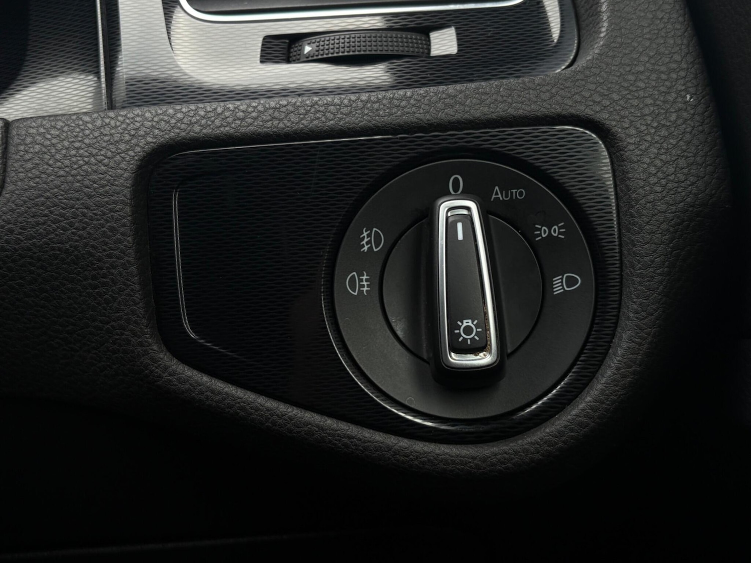 Used Volkswagen Golf 2013 for sale - 77455810: Photo 69