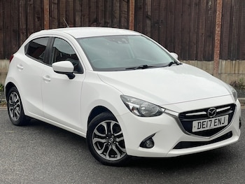 Used Mazda Mazda2 2017 for sale - 76201139: Photo