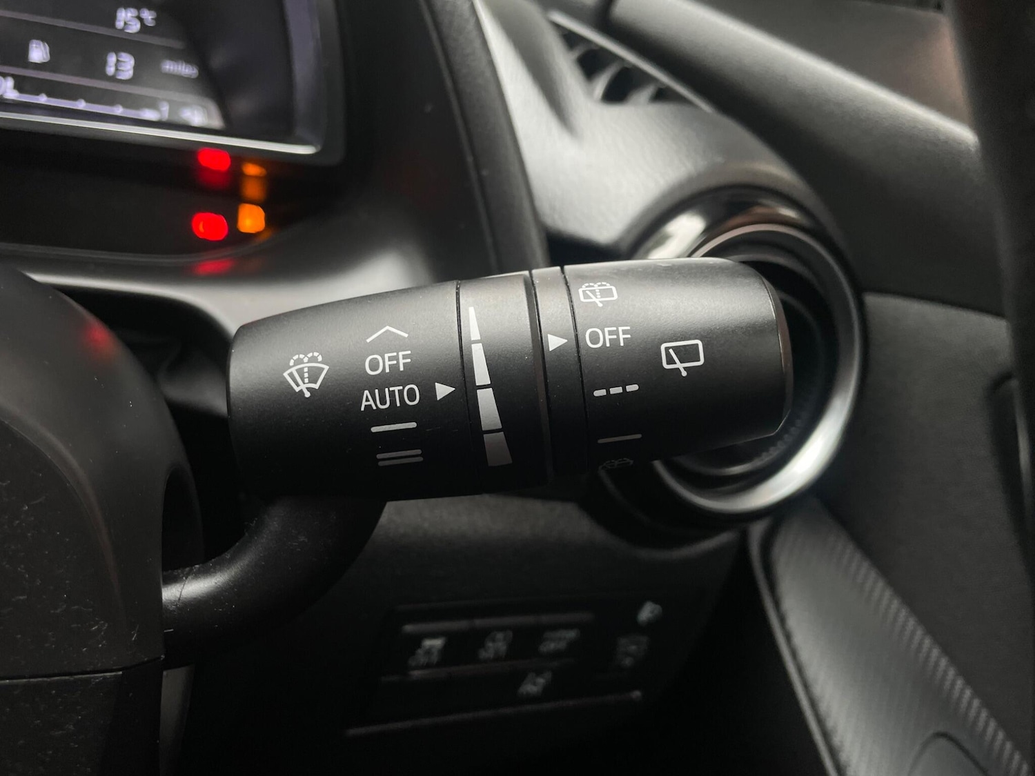 Used Mazda Mazda2 2017 for sale - 76201139: Photo 21