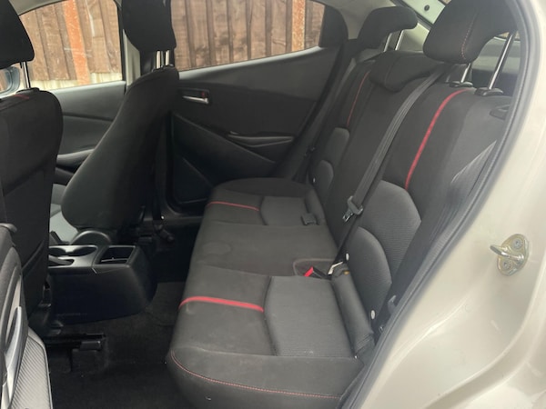 Used Mazda Mazda2 2017 for sale - 76201139: Photo 37