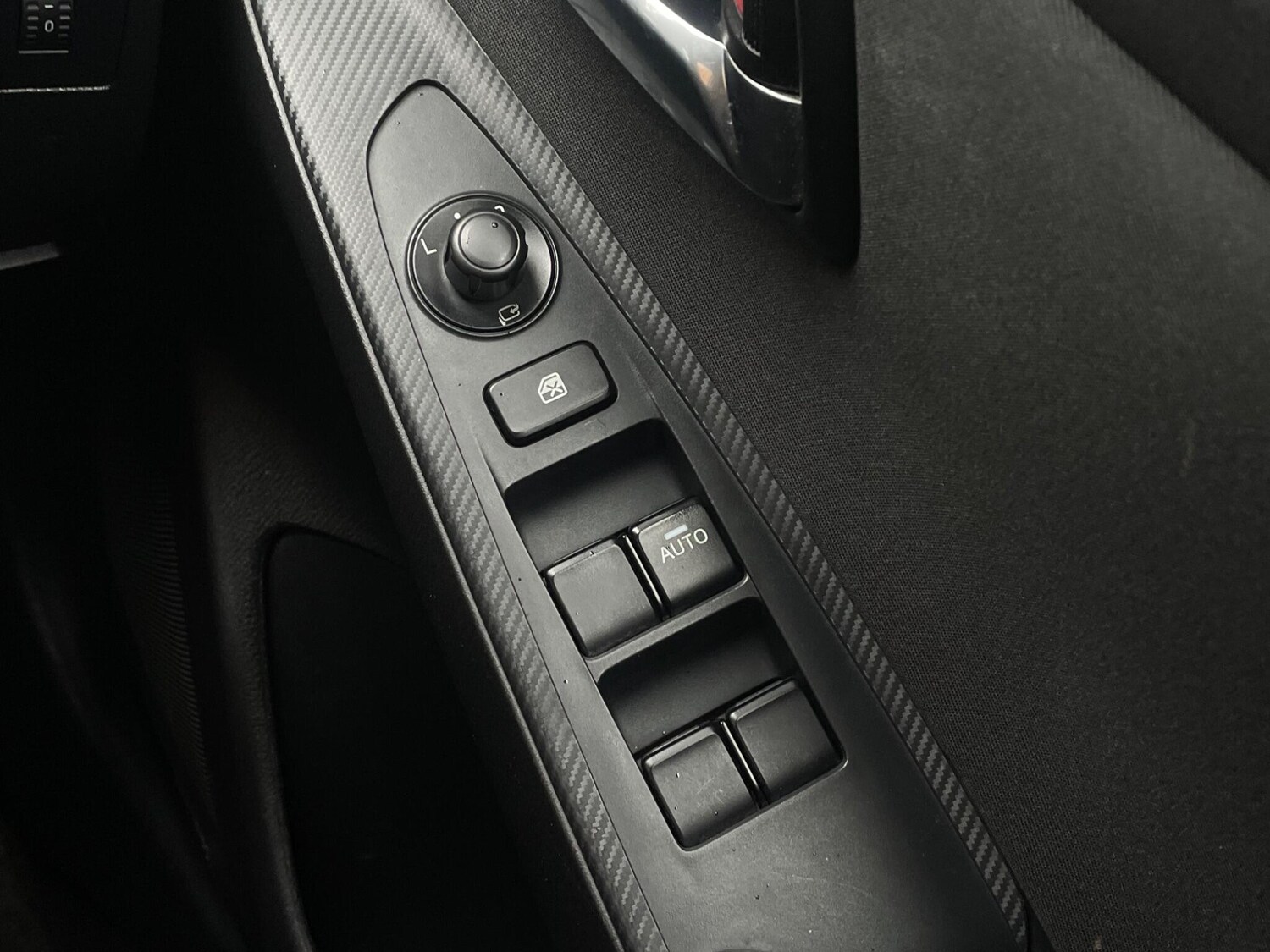 Used Mazda Mazda2 2017 for sale - 76201139: Photo 39