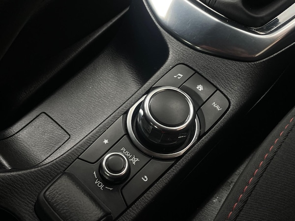 Used Mazda Mazda2 2017 for sale - 76201139: Photo 41