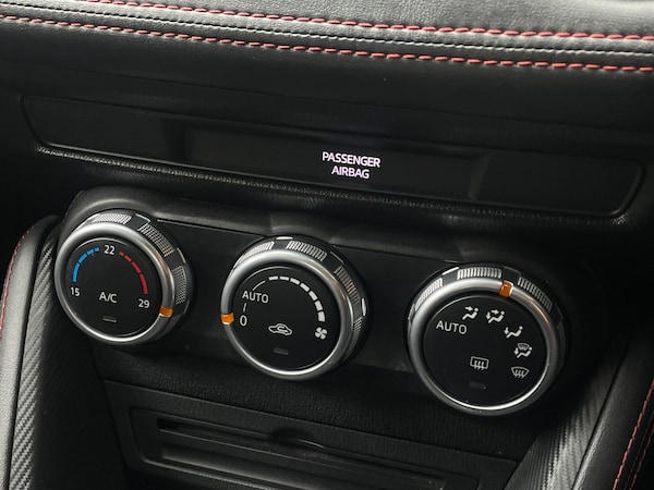 Used Mazda Mazda2 2017 for sale - 76201139: Photo 42