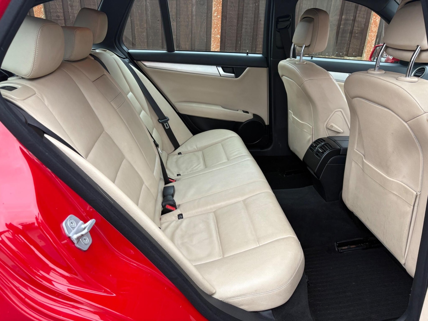 Used Mercedes-Benz C Class 2011 for sale - 77166816: Photo 19