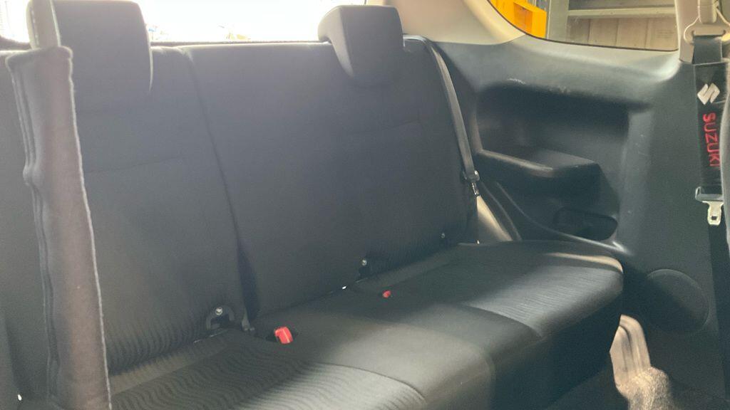 Used Suzuki Swift 2012 for sale - 76073228: Photo 11