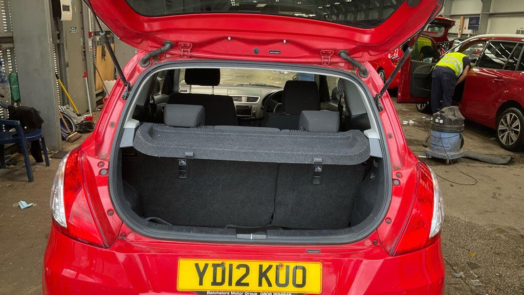 Used Suzuki Swift 2012 for sale - 76073228: Photo 7