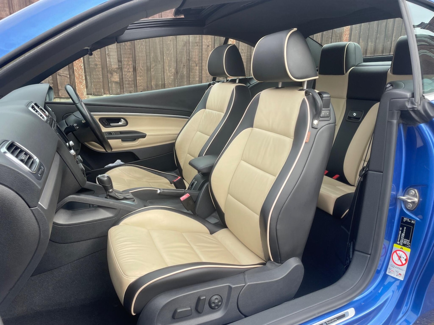 Used Volkswagen EOS 2011 for sale - 76997732: Photo 35