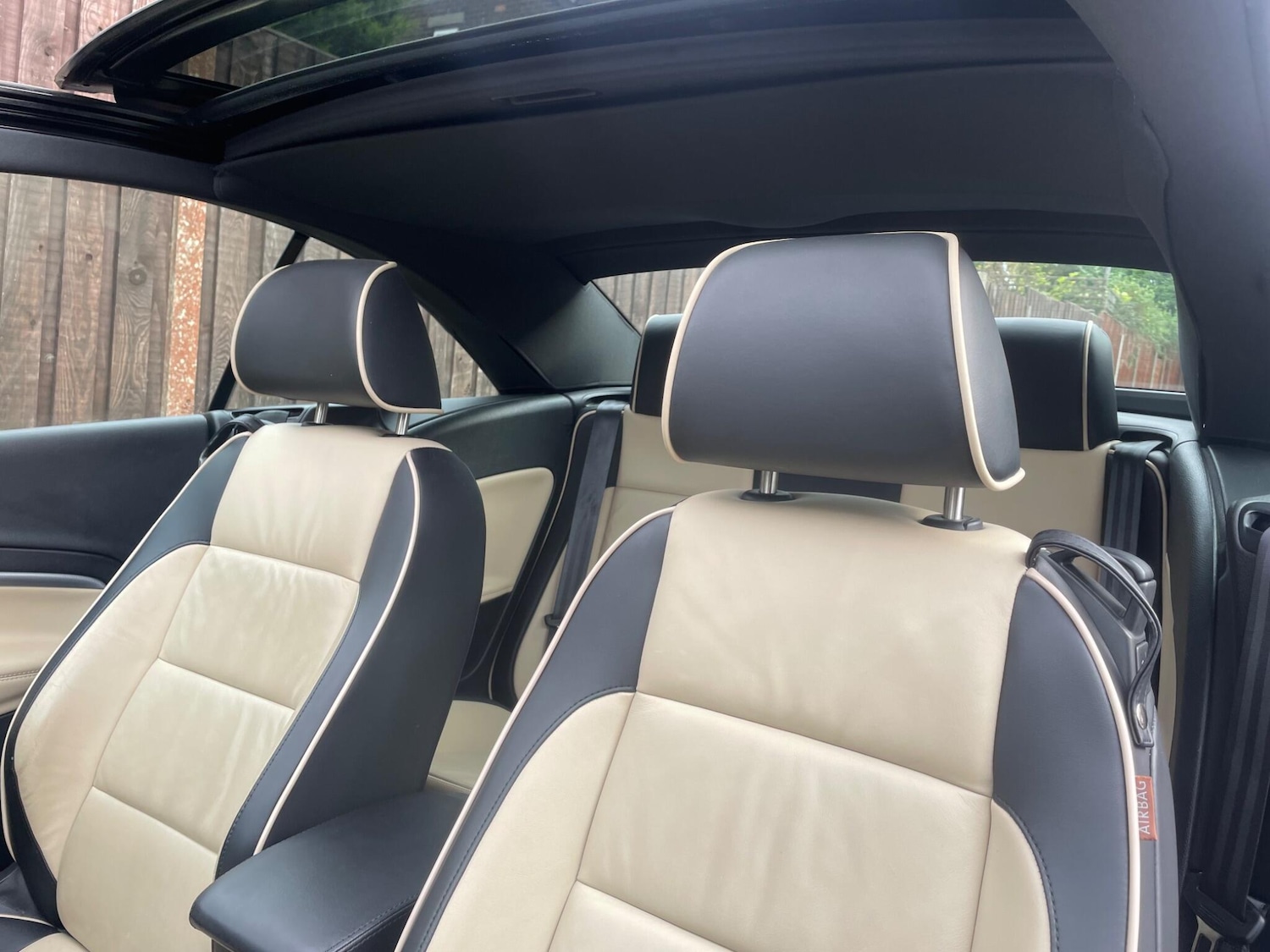 Used Volkswagen EOS 2011 for sale - 76997732: Photo 38