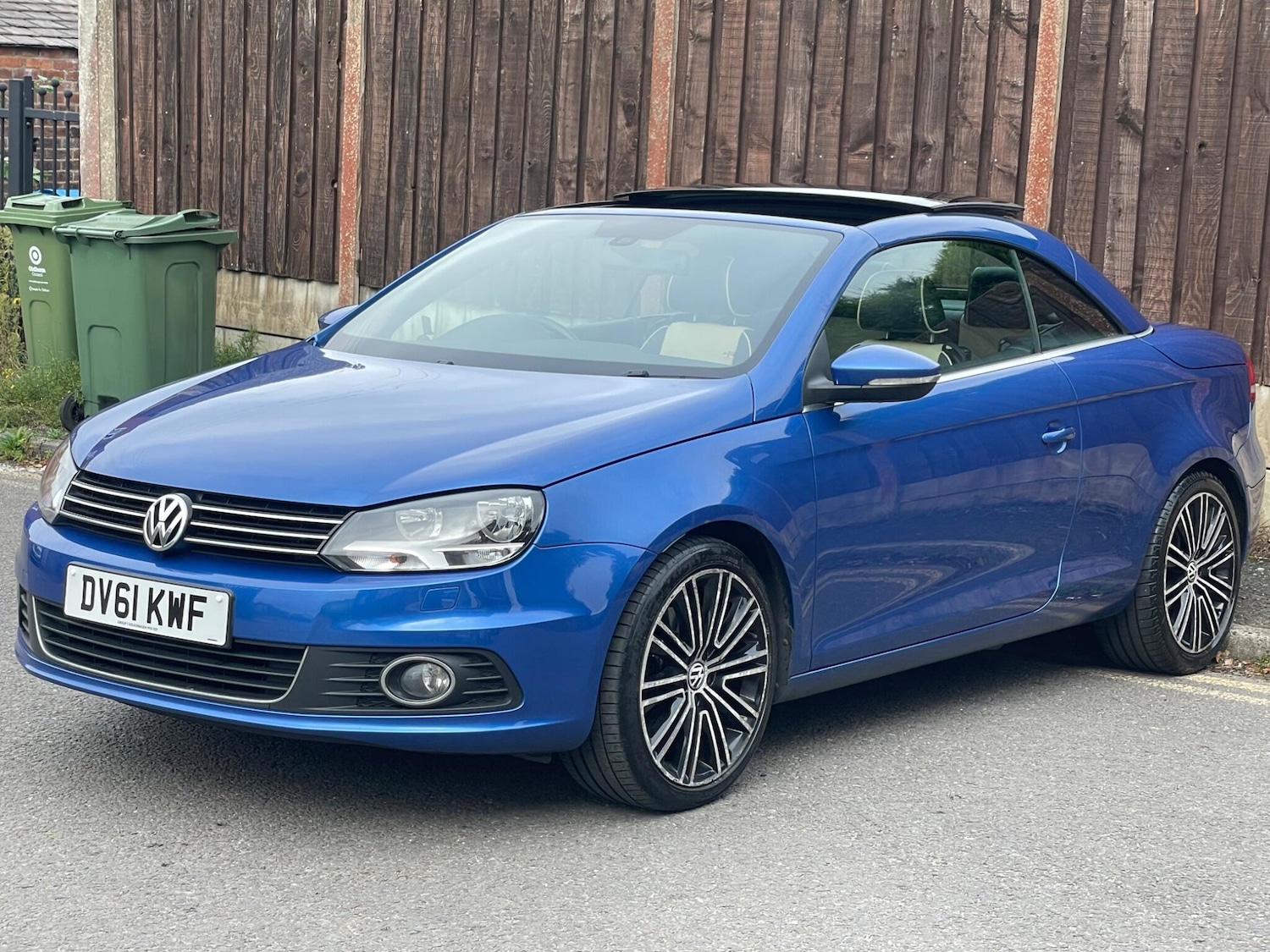 Used Volkswagen EOS 2011 for sale - 76997732: Photo 7