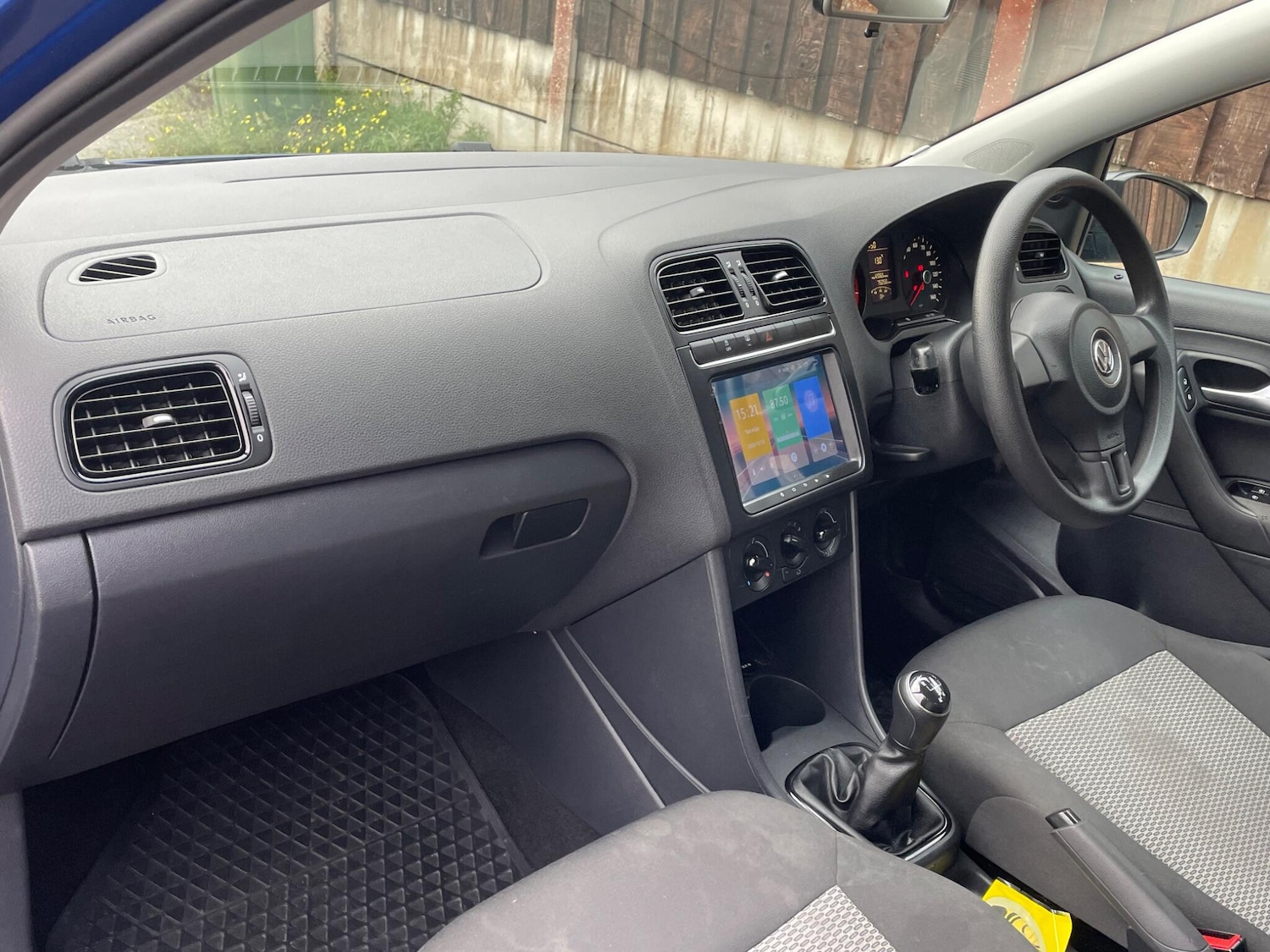 Used Volkswagen Polo 2013 for sale - 76472714: Photo 14