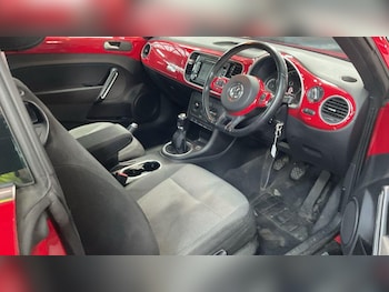 Used Volkswagen Beetle 2014 for sale - 75601284: Photo