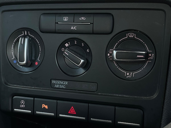 Used Volkswagen Beetle 2014 for sale - 75601284: Photo 50