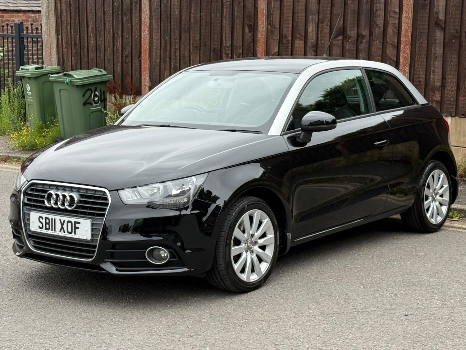 Used Audi A1 2011 for sale - 76987766: Photo 10